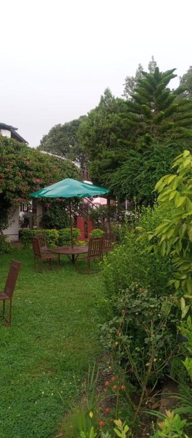 Hotel The Royal Mountain Ranikhet Exterior foto